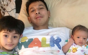 Baru Usia Tiga Minggu, Lucunya Putri Sonny Septian Sudah Bisa Menelepon