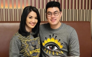 Asty Ananta dan Suami Tak Ikut Foto Lebaran Bareng Keluarga, Pernikahan Masih Belum Direstui Ibunda?
