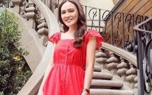 Shandy Aulia Beri Ayah Hadiah Umroh dan Bagi THR ke Keponakan  