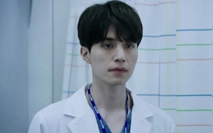 Pasang Ekspresi Dingin di Poster 'Life', Lee Dong Wook Ungkap Detail Karakternya