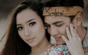 Undangan Pernikahan Beredar, Rizky Alatas dan Adzana Nikah Awal Juli