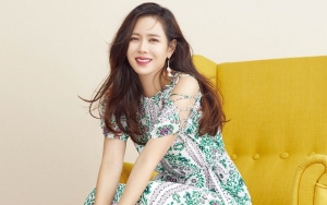 Cantik dan Elegan, Son Ye Jin Bikin Netter Terpukau di Pemotretan Terbaru