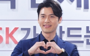 Awas Meleleh Lihat Senyum Manis Hyun Bin di Foto Perdana 'Memories of the Alhambra'