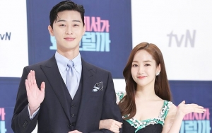 Park Min Young Sebut 'Why, Secretary Kim?' Sukses Berkat Park Seo Joon, Setuju?