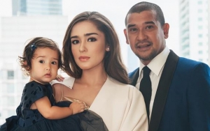 Pamer Foto Ini, Yasmine Wildblood 'Bantah' Wajah Putrinya Mirip Abi Yapto