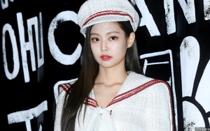Sebut 'Weekly Idol' di 'Idol Room', Kocaknya Jennie Black Pink Langsung Minta Maaf