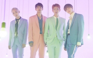 Tutup Trilogi 'The Story of Light', SHINee Kenang Mendiang Jonghyun di MV 'Our Page'