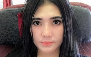 Dipuji Cantik Bak Bidadari di Foto Ini, Via Vallen Dijodohkan dengan Nicholas Saputra