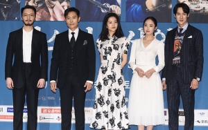 Hadiri Jumpa Pers 'Mr Sunshine', Lee Byung Hun dan Kim Tae Ri Jelaskan Karakter Mereka