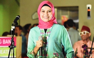 Berat Badan Calon Buah Hati Jauh Dari Ideal,  Zee Zee Shahab Lakukan Hal Ini