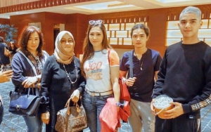 Family Time Bareng Anak-Anak dan Ibunya, Netter Ikut Senang Lihat Maia Estianty Bahagia