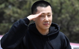Pose Bareng L Pakai Seragam Militer, Sunggyu Ungkap Kabar Terbaru Selama Jalani Wamil