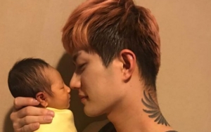 Lee Jeong Hoon Gendong Sang Buah Hati, Netter Khawatirkan Keselamatan Kimora
