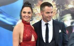 Video dan Foto Syuting Beredar, Intip Aksi Gal Gadot dan Chris Pine di 'Wonder Woman 1984'