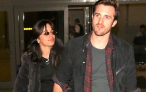 Liburan ke Spanyol, Camila Cabello dan Matthew Hussey Pamer Kemesraan di Depan Publik