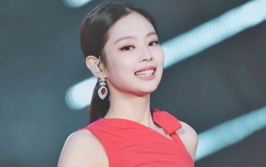 Selalu Tampil Imut di Depan Fans, Jennie Black Pink Bikin Netter Gemas