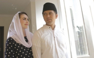 Arumi Bachsin Bangga Suami Menang Bareng Khofifah di Quick Count Pilkada Jatim