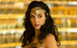 'Wonder Woman 1984' Mulai Syuting, Patty Jenkins Bagikan First Look Kristen Wiig sebagai Cheetah