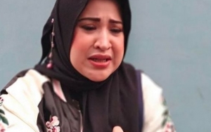 Anak Elvy Sukaesih Sakit Hati Karena Suaminya Dicopot Jadi Pengacara Dhawiya