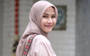 Dibalik Penampilan Stylish, Zaskia Adya Mecca Ternyata Beli Baju di Toko Loak