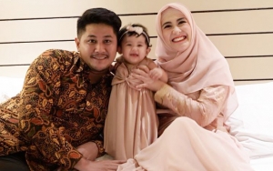 Hadiri Pernikahan Erica Putri, Penampilan Ryana Dea dan Anak Curi Perhatian