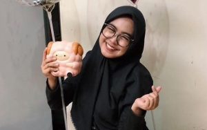 Diberi Kejutan Ulang Tahun Sahabat, Ria Ricis Sampai Bercucuran Air Mata