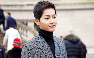 Beruntung Banget, Pemilik Restoran Ini Dapat Tanda Tangan Song Joong Ki