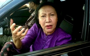 Terlibat Cekcok dengan Menteri Luhut Soal KM Sinar Bangun, Ratna Sarumpaet 'Diusir' Keluarga Korban