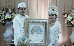 Kocaknya Adi Bing Slamet Mau Pingsan Saat Nikahkan Adzana dan Rizky Alatas