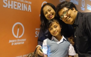 Tambah Wawasan dan Inspirasi untuk Sang Anak, Erwin Gutawa Ajak Nonton Konser Taylor Swift
