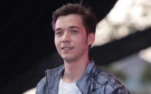 Stefan William Unggah Foto Meet & Greet 'Anak Langit', Netter Goda Soal Natasha Wilona