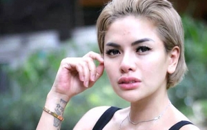 Gunung Agung Meletus, Nikita Mirzani: Itu Teguran Dan Peringatan