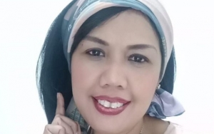Foto Bareng Driver Ojek Online, Netter Sindir Ely Sugigi Sering Edit Foto