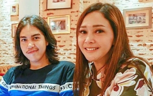Ungkap Kemiripan dengan El Rumi, Wajah Cantik Awet Muda Maia Jadi Sorotan