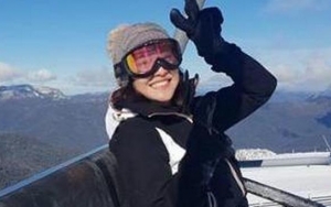 Main Ski, Kemampuan Dian Sastro Dipuji Cantik Oleh Netter