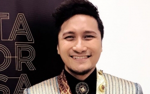 Siapkan Anak Hafal Quran, Arie Untung Bersyukur Tak Ikuti Demam Tik Tok