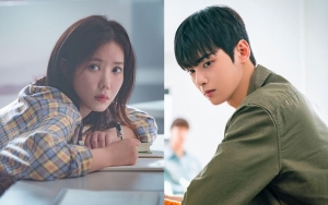 Jongkok Dekat Lim Soo Hyang, Visual Cha Eunwoo di 'My ID is Gangnam Beauty' Disorot