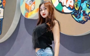 Pede Pose Seksi di Depan Bocah Laki-Laki, Pameela Safitri Duo Serigala Dihujat