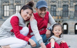 Lucu Banget, Sarwendah Bagikan Foto Ruben Onsu dan Thalia Saat Tidur