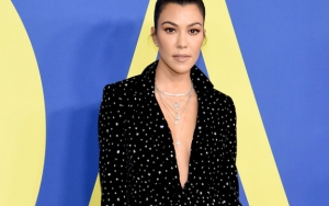 Disebut Mirip Kaki Lima, Piring Makan Kourtney Kardashian Ini Curi Perhatian