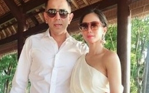 Bunga Zainal Bocorkan Foto Pernikahan Nadine Chandrawinata & Dimas Anggara