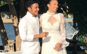 Beda Agama, Dimas Anggara & Nadine Chandrawinata Ternyata Sudah Nikah di Bhutan