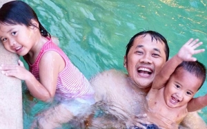 Unggah Video Liburan dengan Anak dan Ungkap Ini, Hanung Bramantyo Dijuluki Ayah Hebat