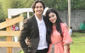Demi Foto Keren Saat Sunset, Felicya Angelista Rela 'Tutupi' Perut Buncit Immanuel Caesar Hito