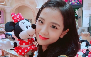 Marahi Fans di Siaran V Live, Jisoo Black Pink Justru Bikin Netter Gemas