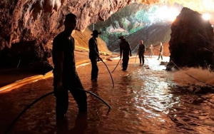 Dua Minggu Di Bawah Tanah, 13 Orang yang Terjebak di Gua Thailand Berhasil Diselamatkan
