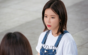 Cantiknya Gaya Ngampus Lim Soo Hyang di 'My ID is Gangnam Beauty'