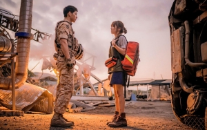 Vietnam Rilis Poster Remake 'Descendants of the Sun', Netter Puji Visual Pemain