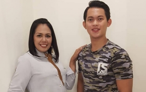 Jalani Pemotretan, Ely Sugigi dan Irfan Sbaztian Siapkan Foto Prewedding?