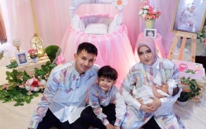 Sibuk Urusi Pekerjaan, Fairuz A. Rafiq Takut Anak Lebih Dekat ke Pengasuh